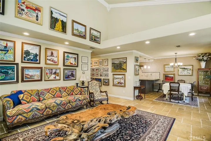 Great Room-Dining