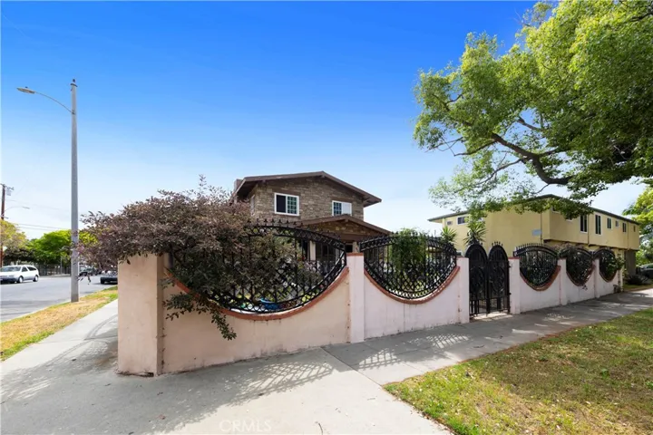 603 S Orange, Santa Ana, California 92701
