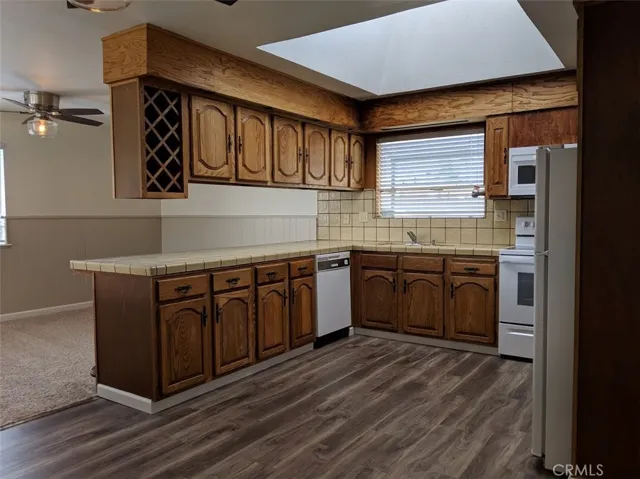Unit 5- studio- kitchen