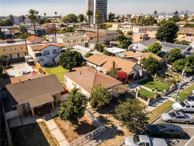 7015 Templeton, Huntington Park, California 90255