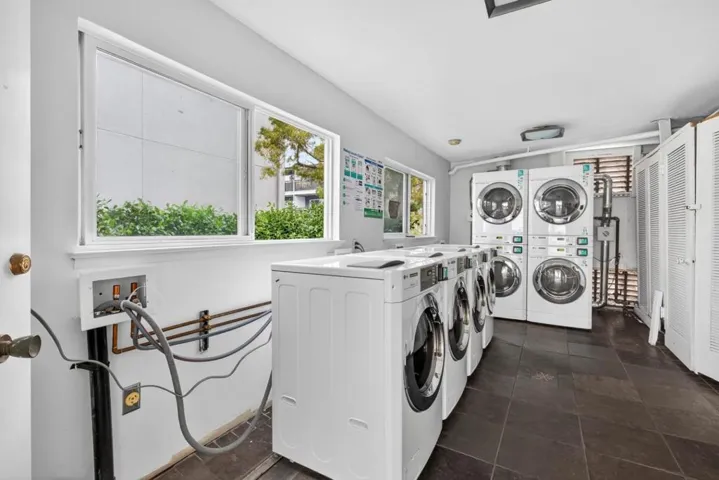 183 Del Medio Avenue 310, Mountain View, California 94040