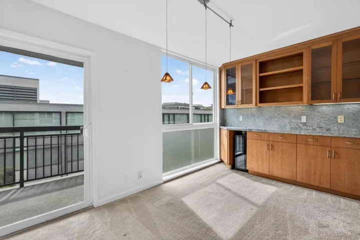 183 Del Medio Avenue 310, Mountain View, California 94040