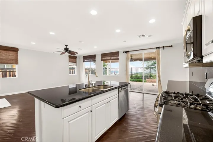 29415 High Ridge, Lake Elsinore, California 92530