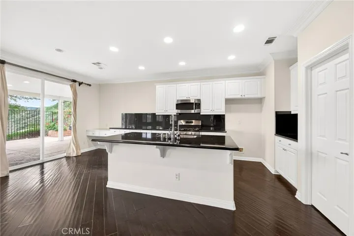 29415 High Ridge, Lake Elsinore, California 92530