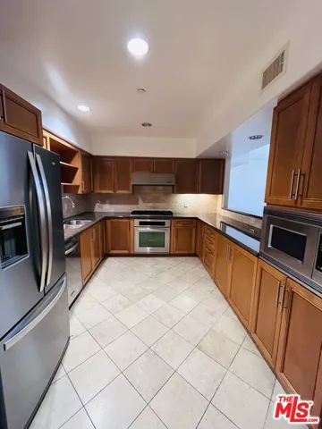 Gourmet Kitchen