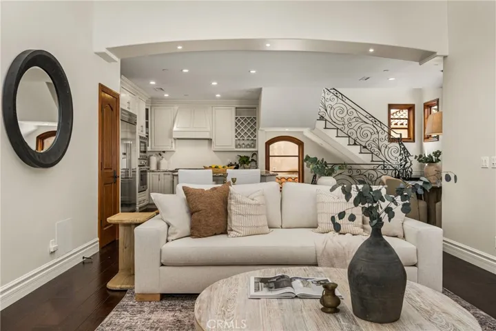 604 1/2 Marigold Avenue, Corona Del Mar, California 92625