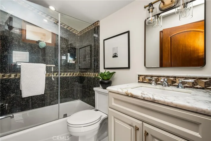 604 1/2 Marigold Avenue, Corona Del Mar, California 92625