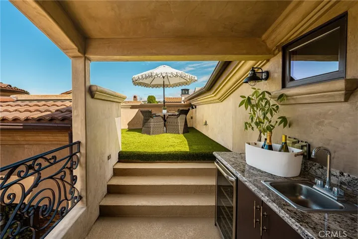 604 1/2 Marigold Avenue, Corona Del Mar, California 92625