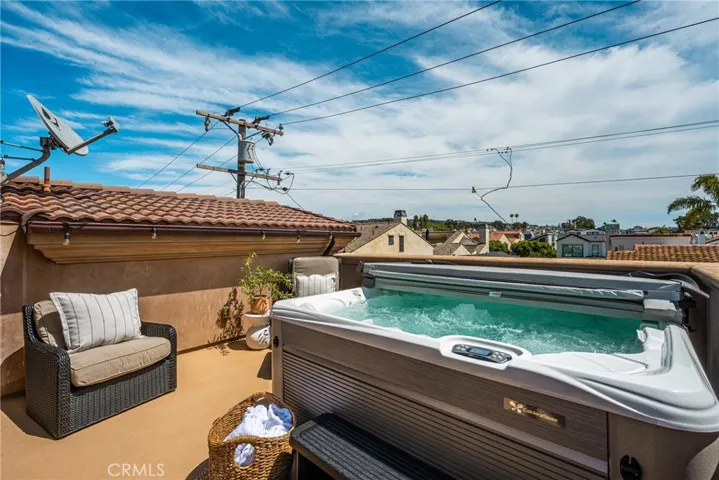 604 1/2 Marigold Avenue, Corona Del Mar, California 92625