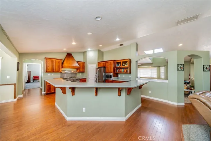 10636 Larch, Oak Hills, California 92344