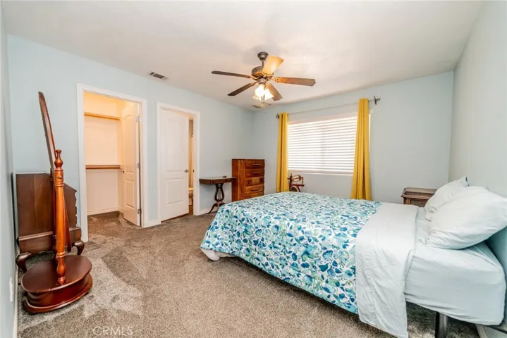 10636 Larch, Oak Hills, California 92344