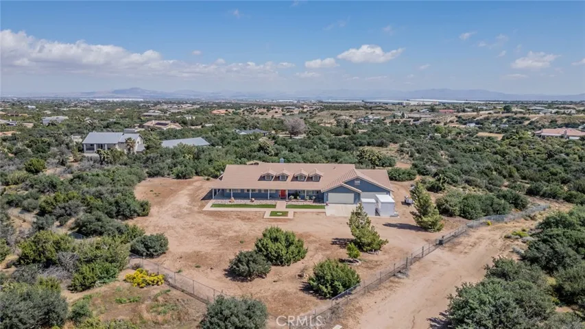 10636 Larch, Oak Hills, California 92344