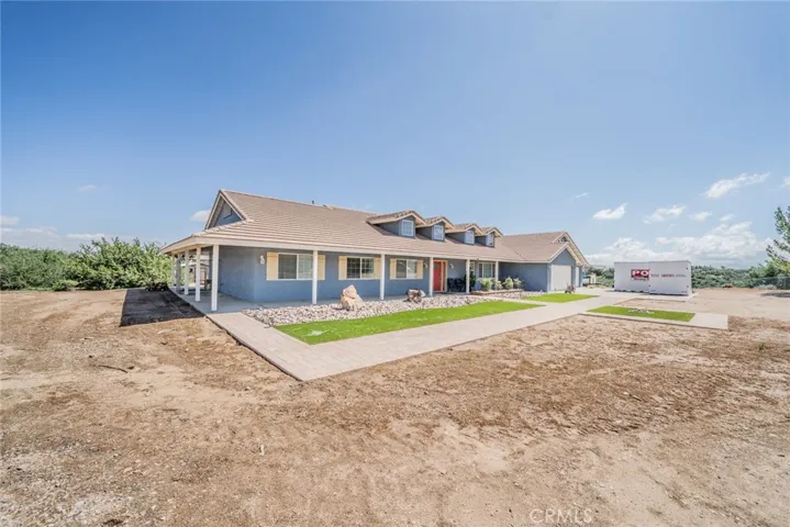 10636 Larch, Oak Hills, California 92344