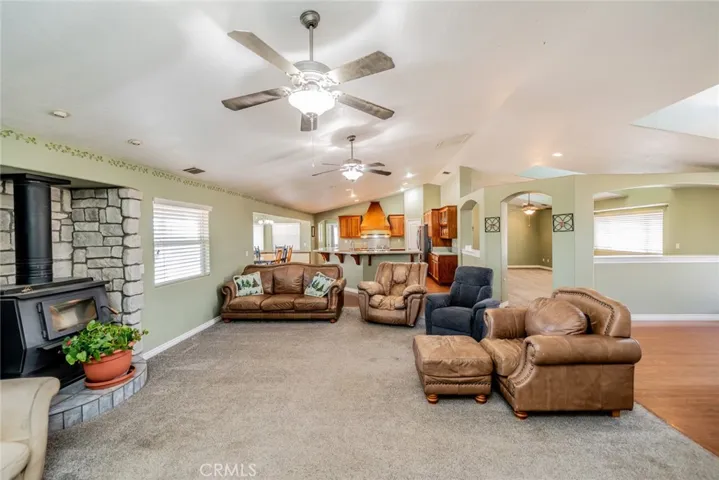10636 Larch, Oak Hills, California 92344