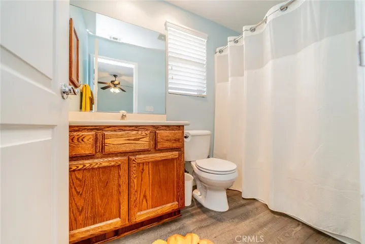 10636 Larch, Oak Hills, California 92344