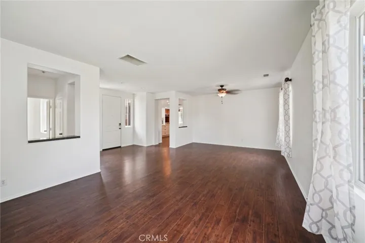 Flexible Suite with Adjacent Bedroom and Bath – Ideal for Private Living or Guest Use