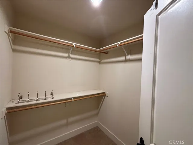 Walk in closet