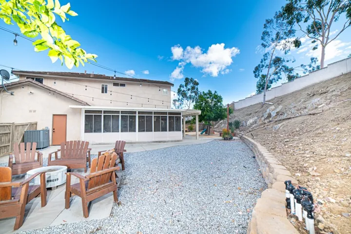 17801 Morning Rock, Riverside, California 92503
