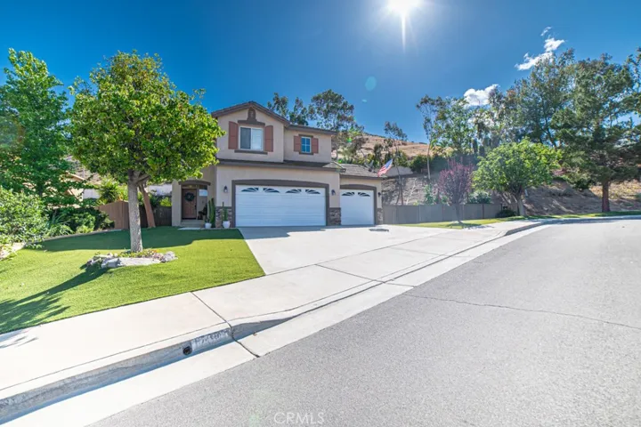 17801 Morning Rock, Riverside, California 92503