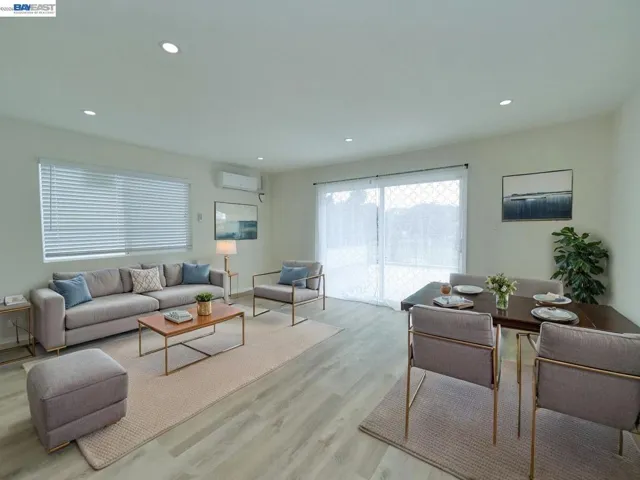 Virtual Staged 2nd Unit Living-Dining