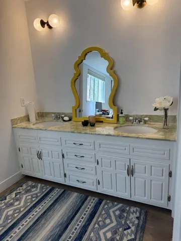 Second ensuite bedroom vanity