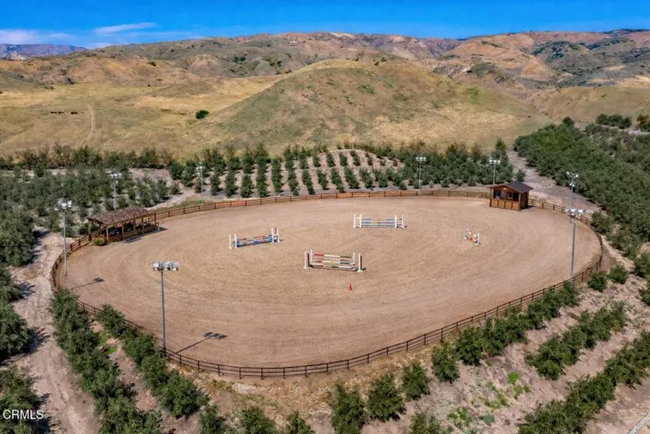 14855 Middle Ranch Rd Moorpark-129VS