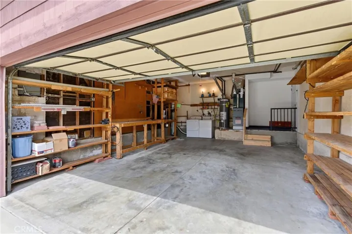 Full sized and wide 2 car garage
