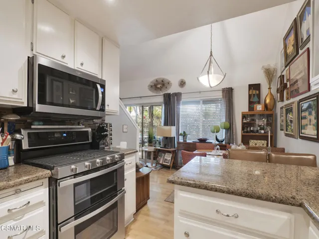 24829 Apple St #E, Santa Clarita -HsHPro