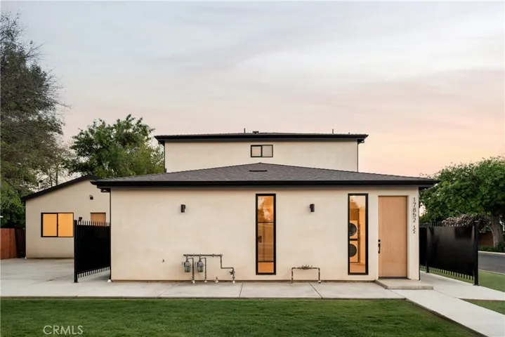 17852 Saticoy Street, Reseda, California 91335