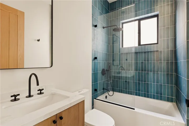 17852 Saticoy Street, Reseda, California 91335