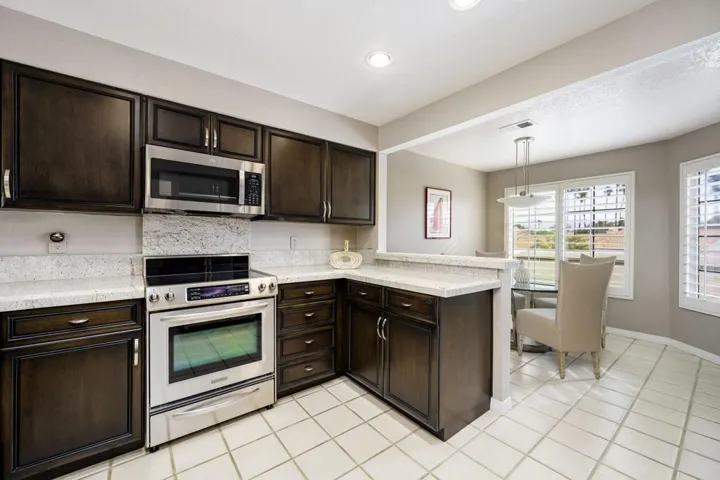 24-web-or-mls-LS_177DesertFalls​​‌​​​​‌​​‌‌​​‌​​​‌‌​​​‌​​‌‌​​‌‌​​‌‌​​​​ (2)