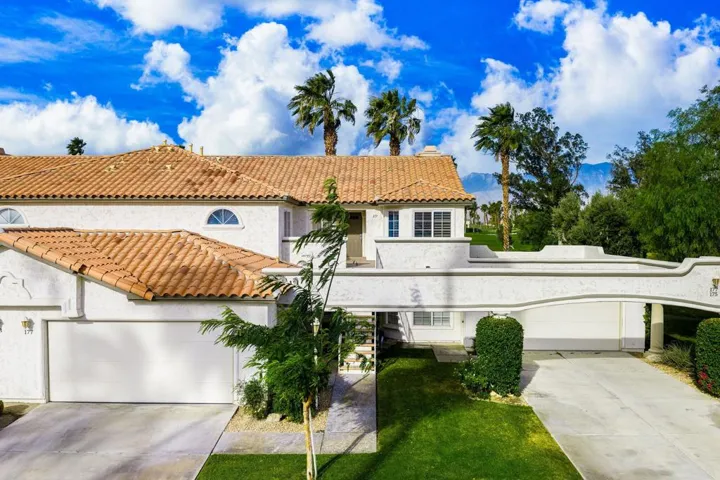 1-web-or-mls-LS_117DesertFallsCir (1)