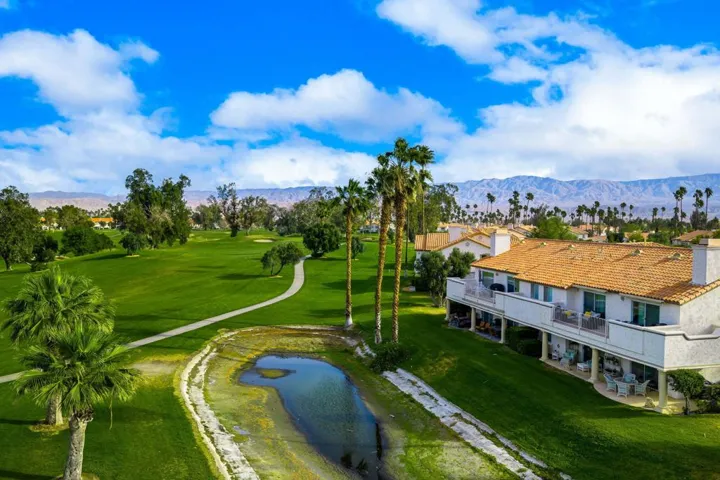 7-web-or-mls-LS_117DesertFallsCir (7)