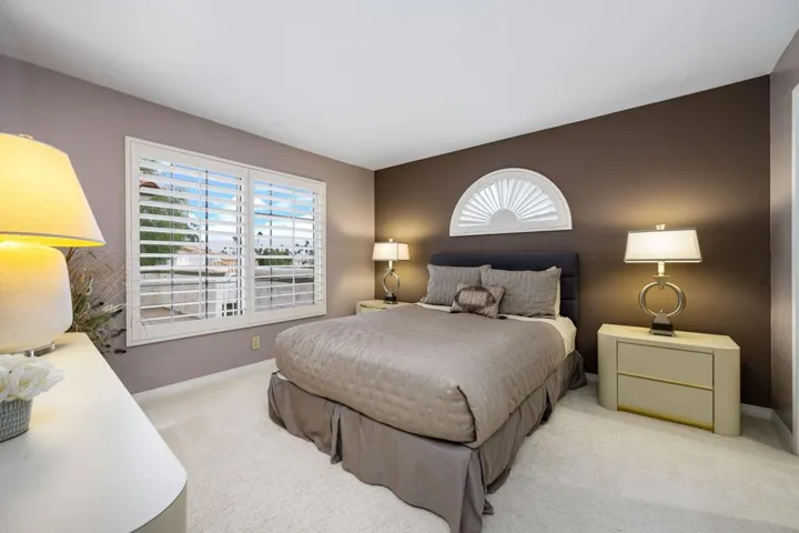 38-web-or-mls-LS_117DesertFallsCir (35)