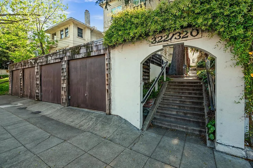 320324 Athol Avenue, Oakland, California 94606 — photo 4