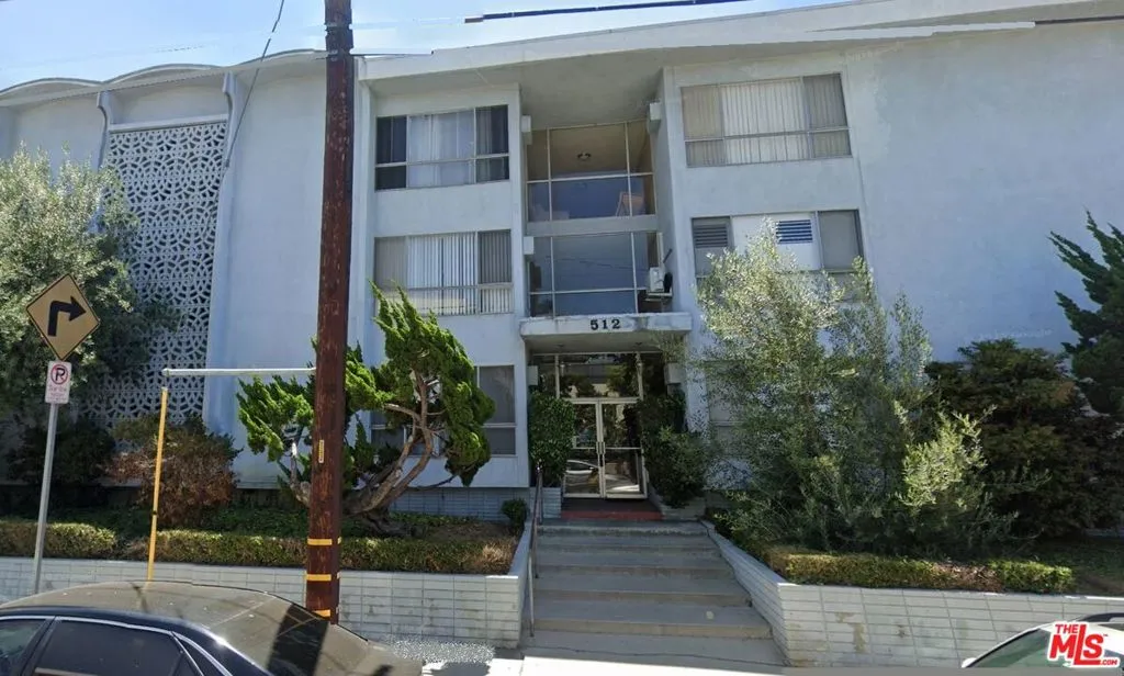 512 Evergreen St