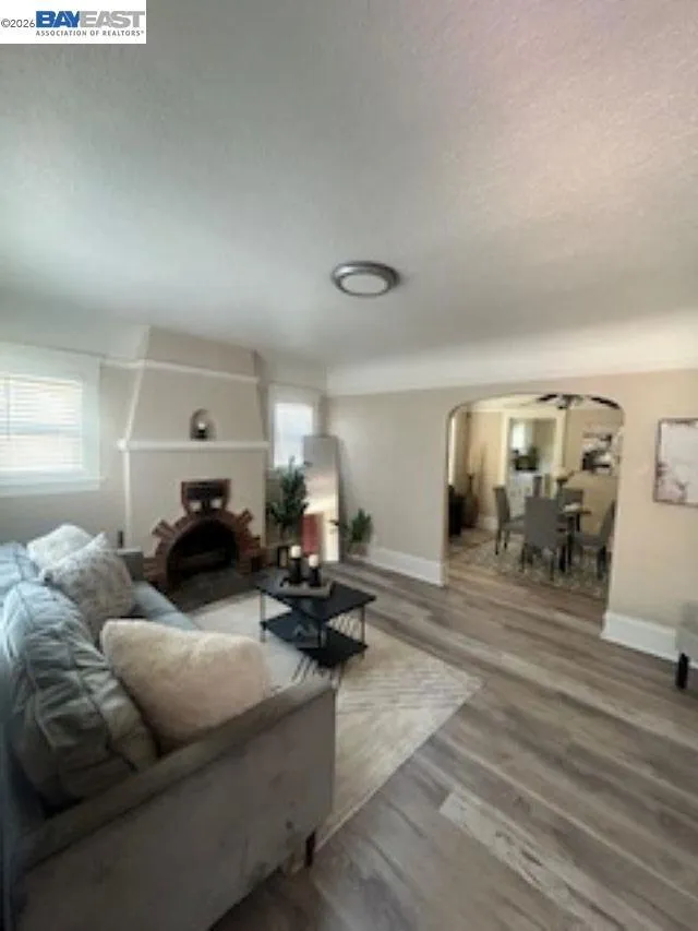 gallery-image 3