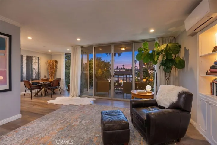 2772 E 2nd Street 2g, Long Beach, California 90803