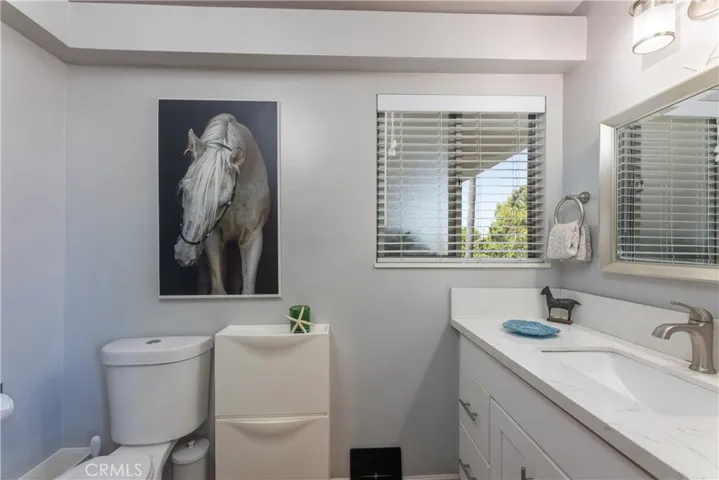 2772 E 2nd Street 2g, Long Beach, California 90803
