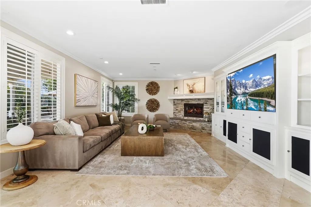 gallery-image 4