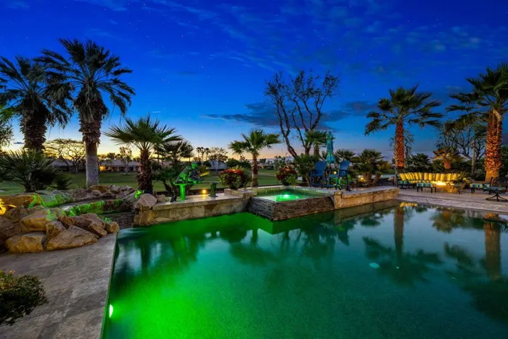 82-web-or-mls-CC_Meadow_OPMG_0426_082