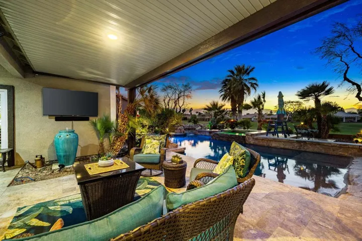 75-web-or-mls-CC_Meadow_OPMG_0426_075