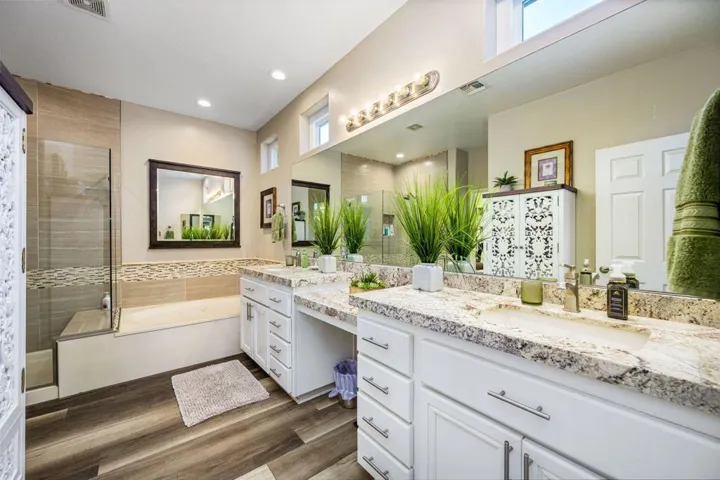 59-web-or-mls-CC_Meadow_OPMG_0426_059