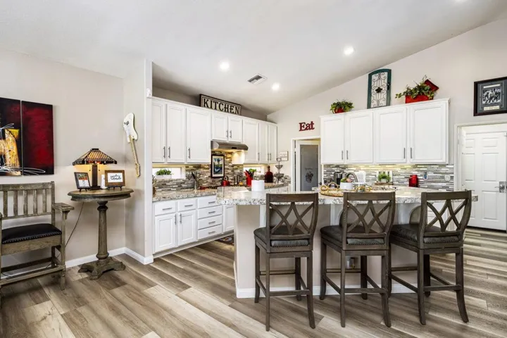 31-web-or-mls-CC_Meadow_OPMG_0426_031