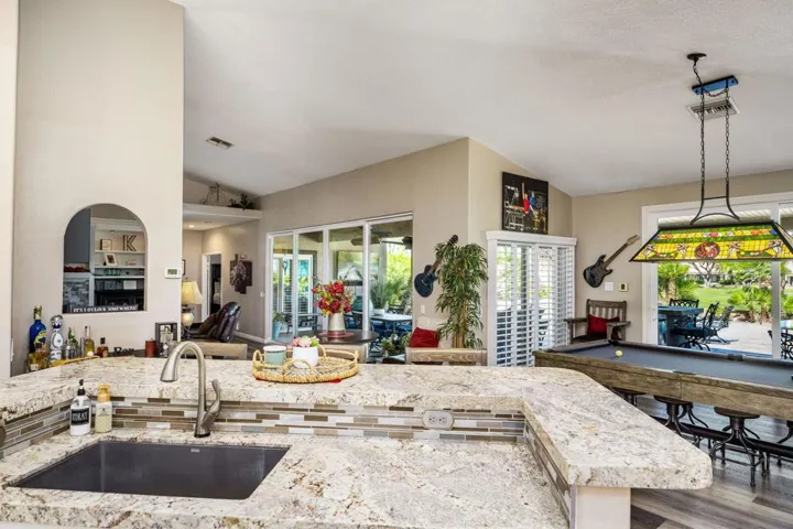 34-web-or-mls-CC_Meadow_OPMG_0426_034