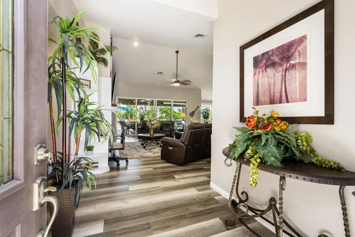 23-web-or-mls-CC_Meadow_OPMG_0426_023