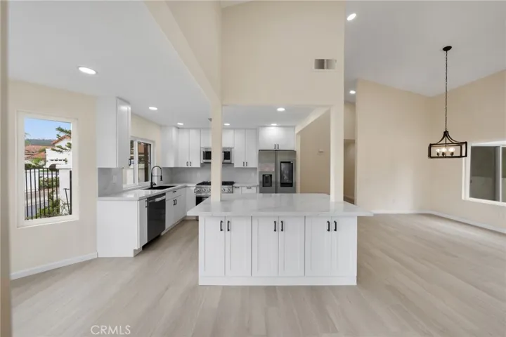 1723 Larkhaven Glen, Escondido, California 92026