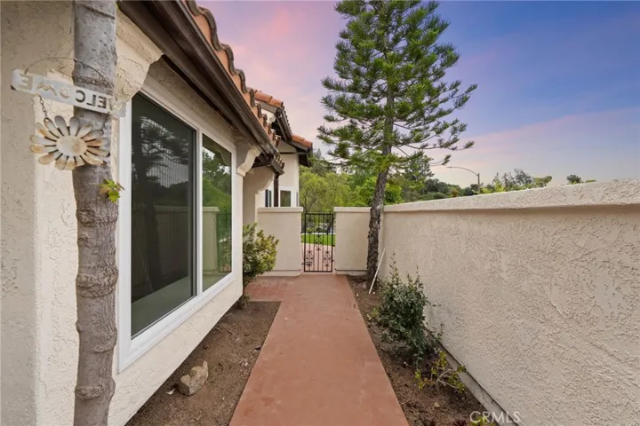 1723 Larkhaven Glen, Escondido, California 92026