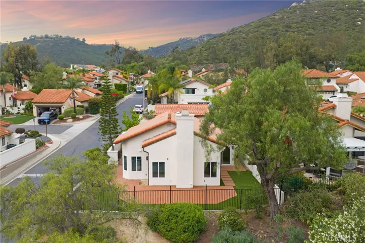 1723 Larkhaven Glen, Escondido, California 92026