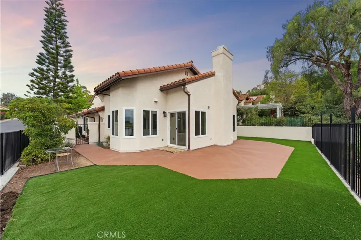 1723 Larkhaven Glen, Escondido, California 92026